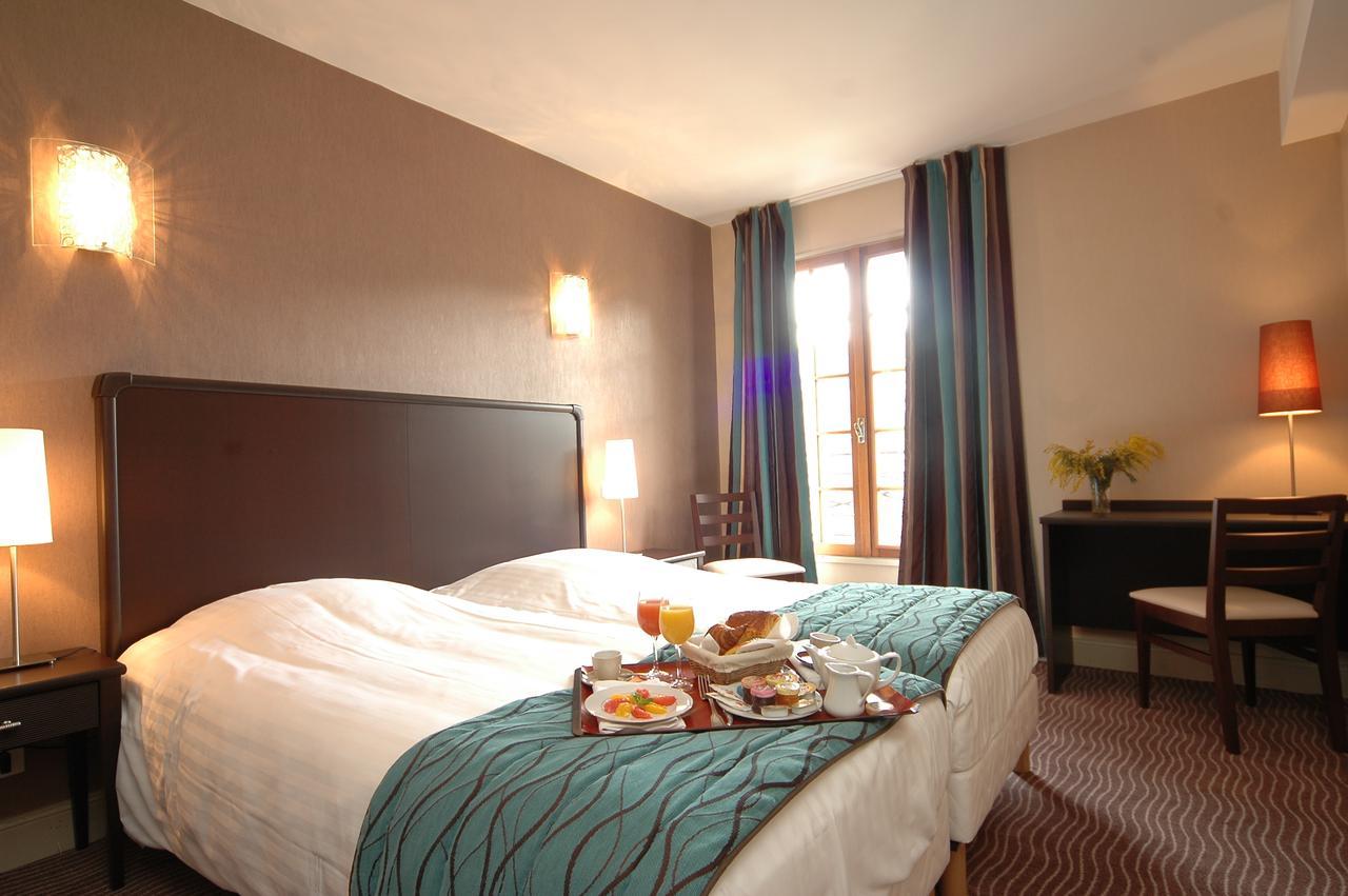 Logis Hotel La Croix Blanche Fontevraud Стая снимка