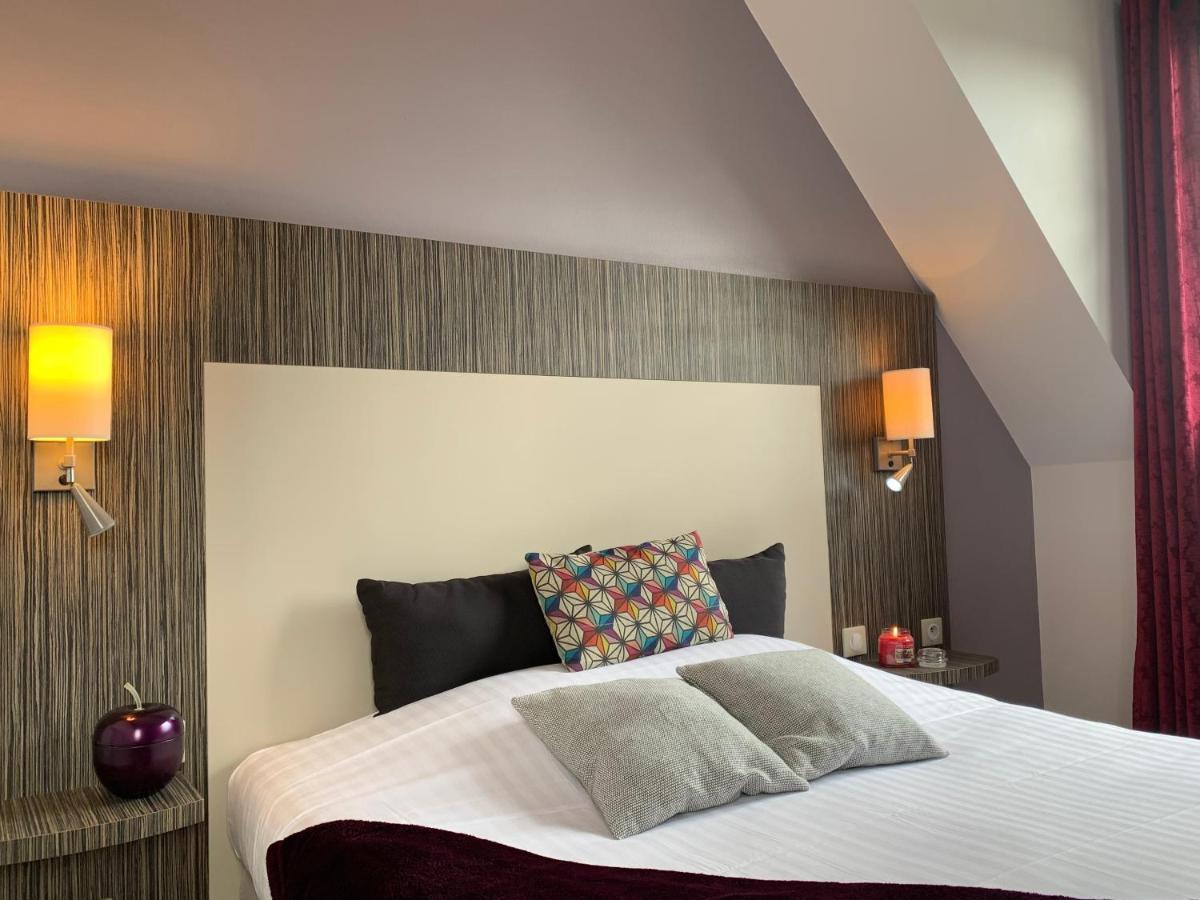 Logis Hotel La Croix Blanche Fontevraud Екстериор снимка