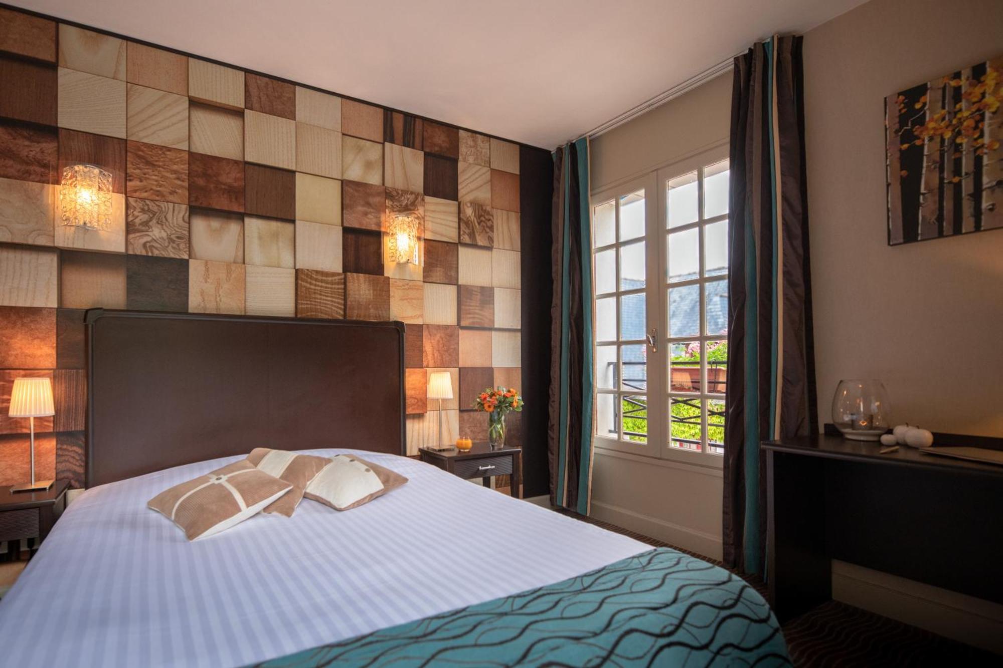 Logis Hotel La Croix Blanche Fontevraud Екстериор снимка