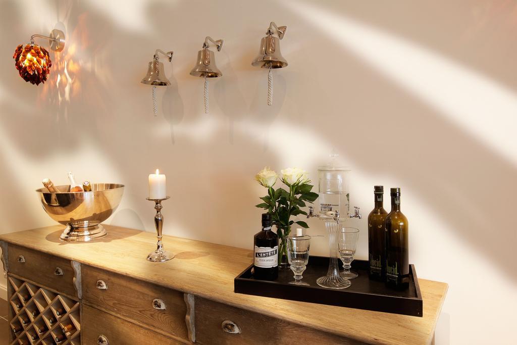 Logis Hotel La Croix Blanche Fontevraud Екстериор снимка
