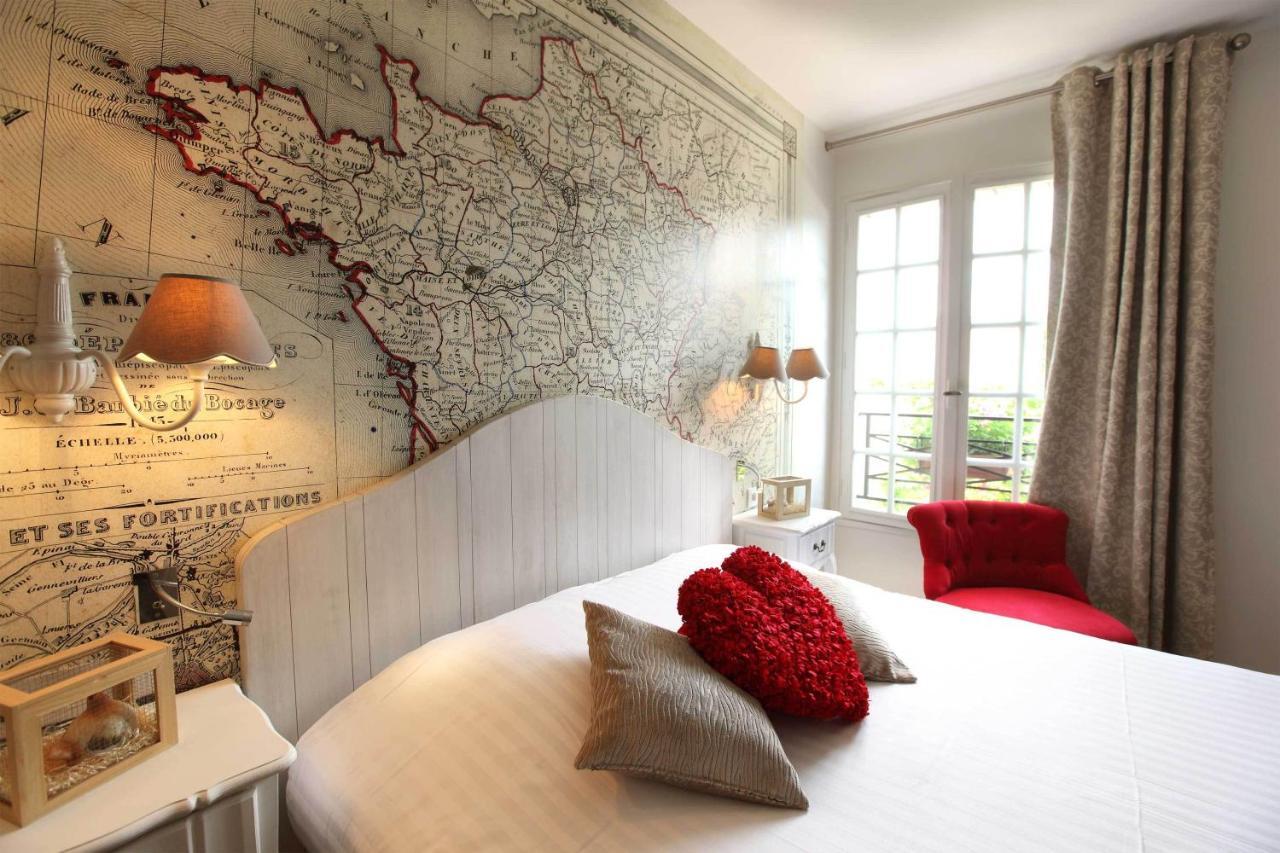 Logis Hotel La Croix Blanche Fontevraud Стая снимка