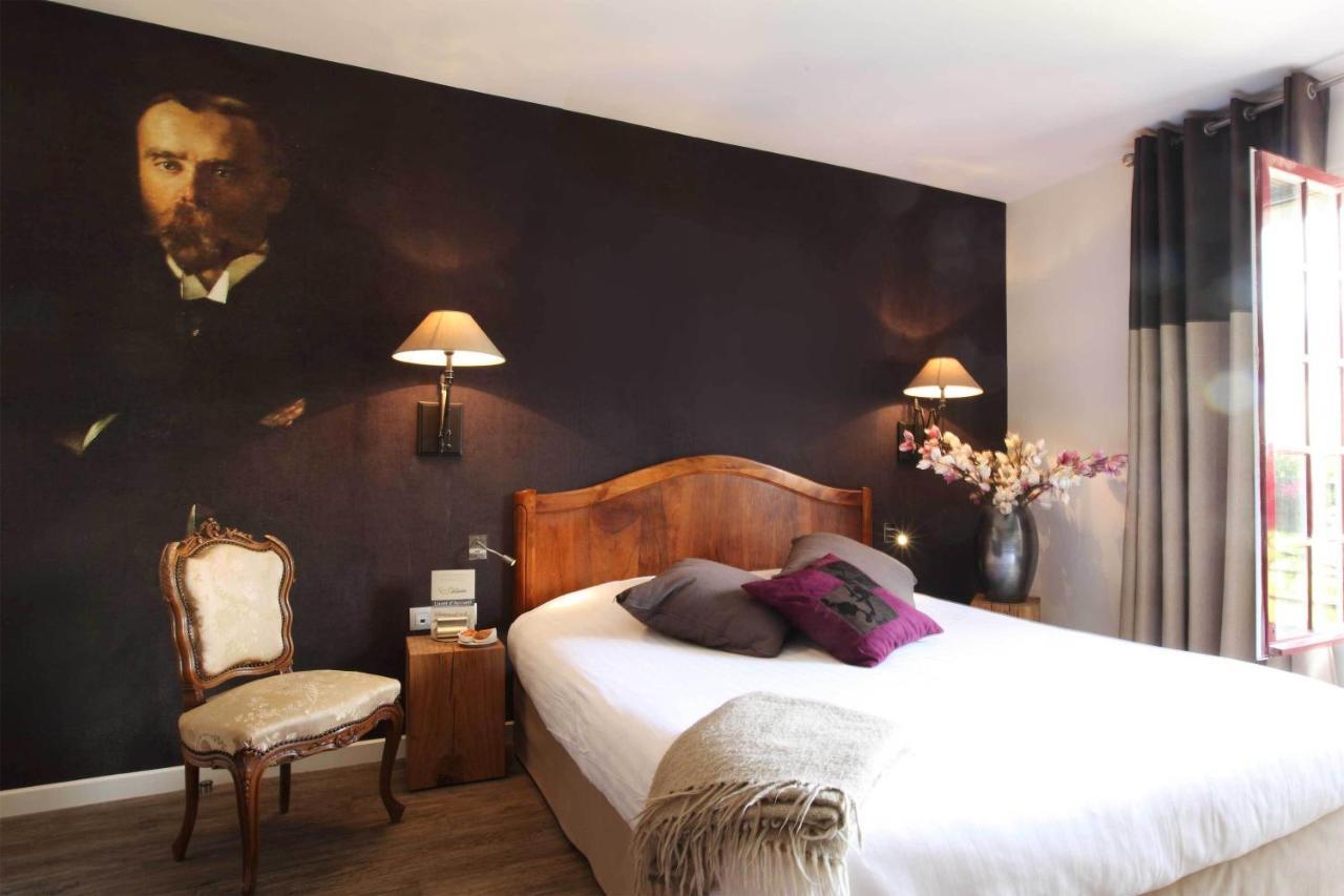 Logis Hotel La Croix Blanche Fontevraud Стая снимка