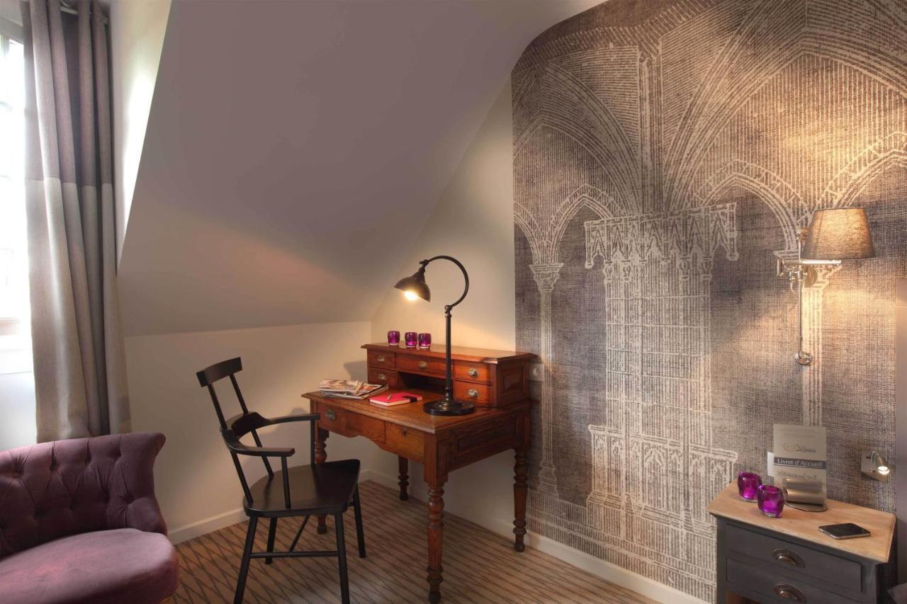 Logis Hotel La Croix Blanche Fontevraud Стая снимка